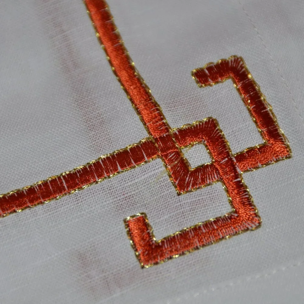 RARE KIM SEYBERT LIVING 4 ORANGE EMBROIDERED GREEK KEY COCKTAIL BAR NAPKIN